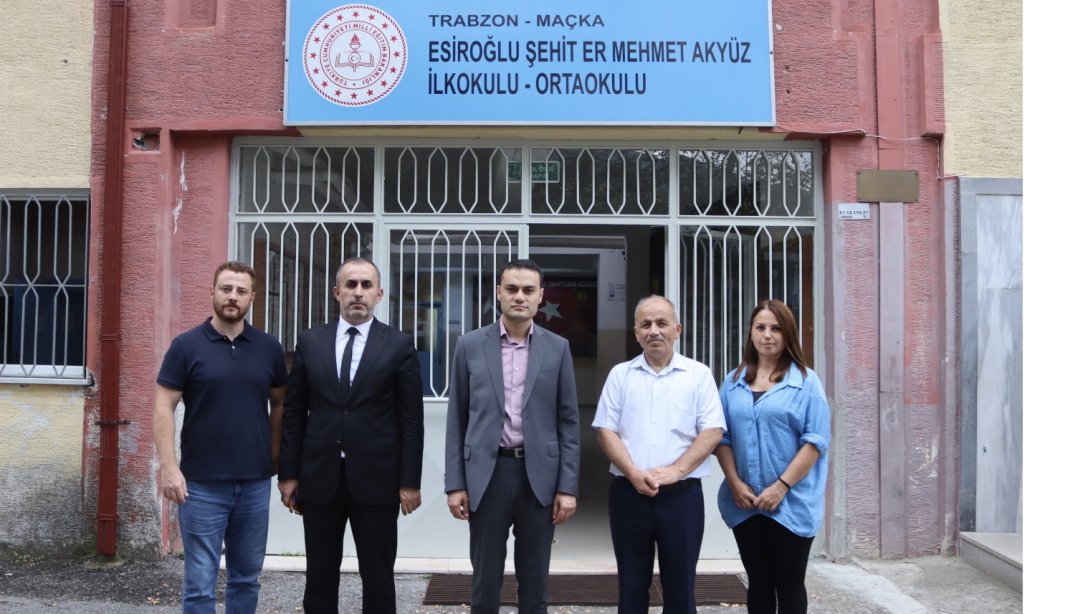 Kaymakamımız ve Şube Müdürümüz, Esiroğlu Şehit Er Mehmet Akyüz İlkokul/Ortaokulunu Ziyaret Ettiler.