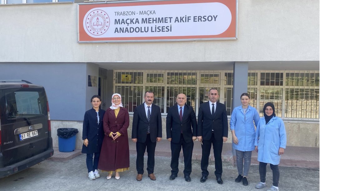 Milli Eğitim Müdürümüz ve Şube Müdürümüz Mehmet Akif Ersoy Anadolu Lisesini Ziyaret Ettiler.